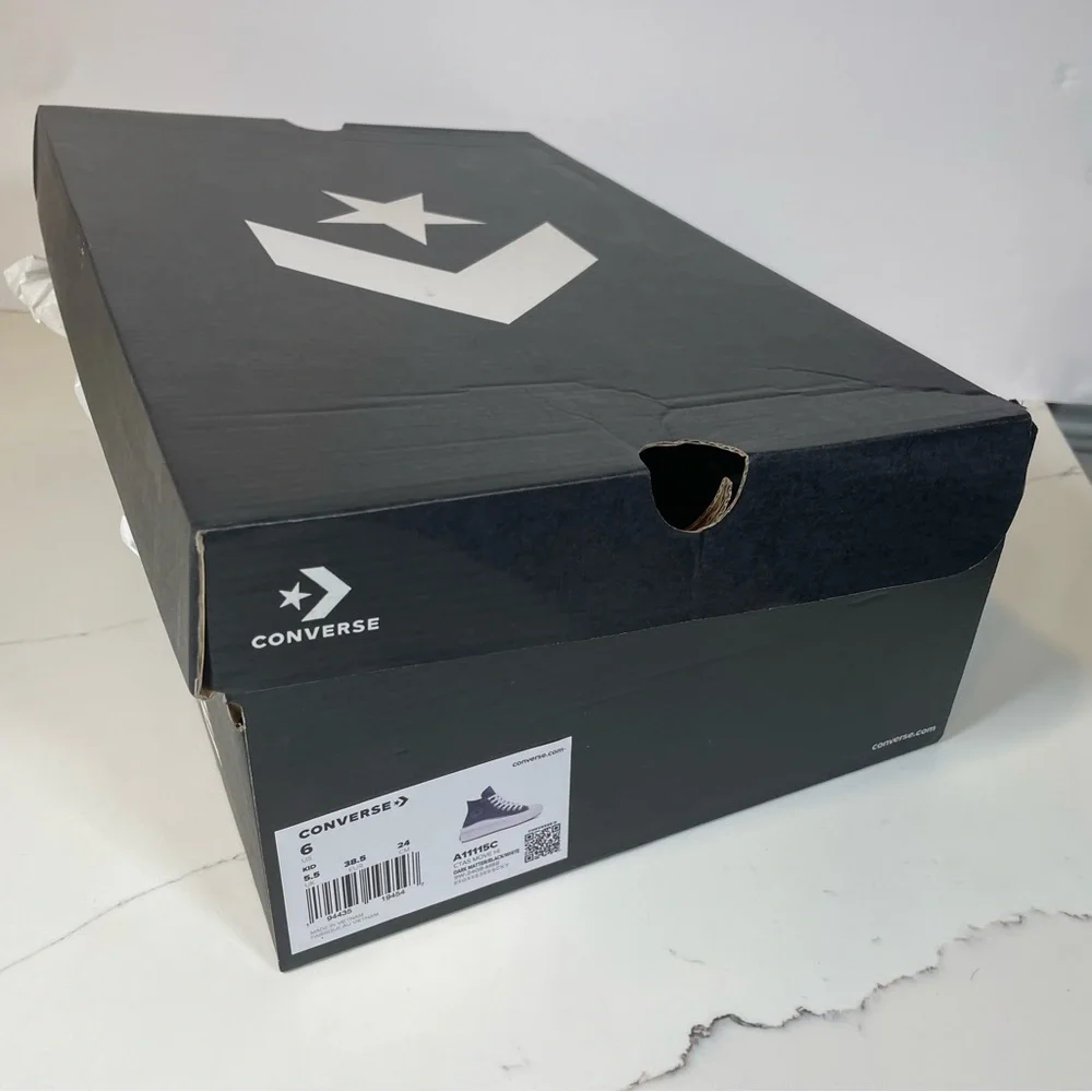 Converse Glitter Patch High-Tops Gray/White Kids Size 6 – Brand‎ New with Box